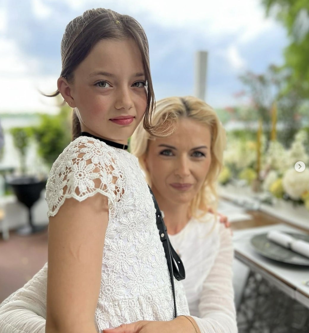 Ce frumoasă s-a făcut fetița cea mare a lui Mihai Petre! Catinca a împlinit 11 ani în decembrie: "Am devenit tată, am devenit mai curajos, mai motivat, datorită ție"