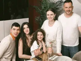 Medicii nemți, uimiți de fiul cu nevoi speciale al lui Mădălin Ionescu: „Am văzut doar 2 creiere ca ale lui Filip: la Einstein și la Oppenheimer” VIDEO | Demamici.ro