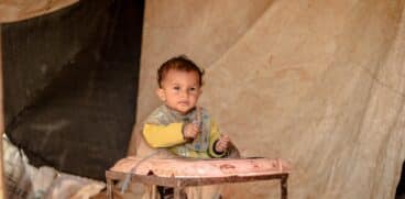 Bani pentru mamele devaforizate începând cu 2024. Vor primi ajutor pentru trusoul bebelușilor | Demamici.ro