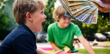 Alocație copii 2024. Acte pentru alocația de stat pentru copii, unde se depun dosarele și care este valoarea în funcție de vârstă | Demamaici.ro