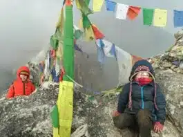 Cea mai tânără alpinistă din istorie. O fetiță de 4 ani din Cehia a ajuns până în tabăra de bază a muntelui Everest | Demamici.ro