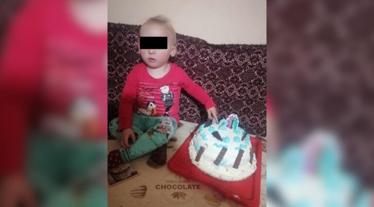 Un copil de doi ani a murit după ce a băut o substanță toxică | Demamici.ro