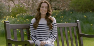 Kate Middleton anunță că urmează un tratament pentru cancer: „Ne-a luat timp să le explicăm totul lui George, Charlotte și Louis într-un mod care este adecvat pentru ei și să-i asigur că o să fiu bine” VIDEO | Demamici.ro