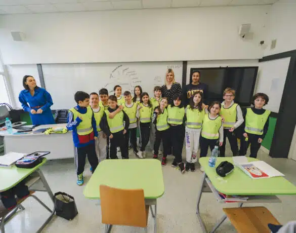 Conștientizare și acțiune: E.D.I.T. implementează „Ora de educație rutieră” în 23 de licee, 35 de școli și 34 de grădinițe din București | Demamici.ro