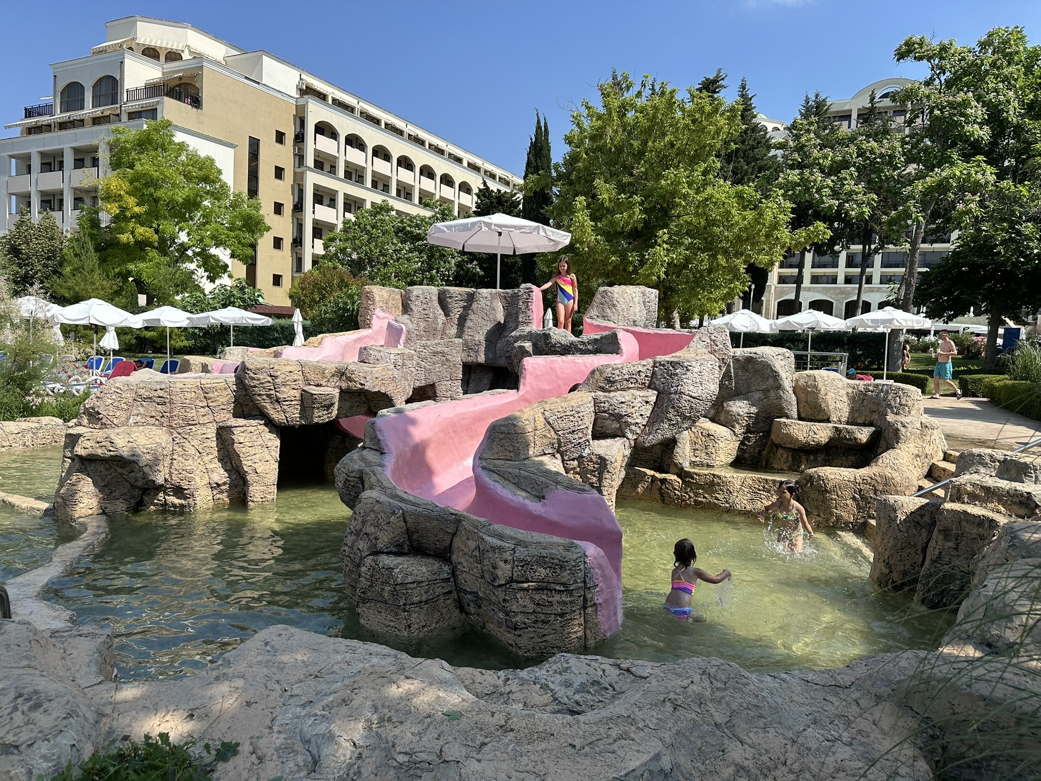Sol Nessebar Palace – hotelul care ne-a convins să revenim cu copiii pentru a doua oară. Ce ne-a plăcut și ce trebuie să știi despre locația de 5 stele din Bulgaria | Demamici.ro