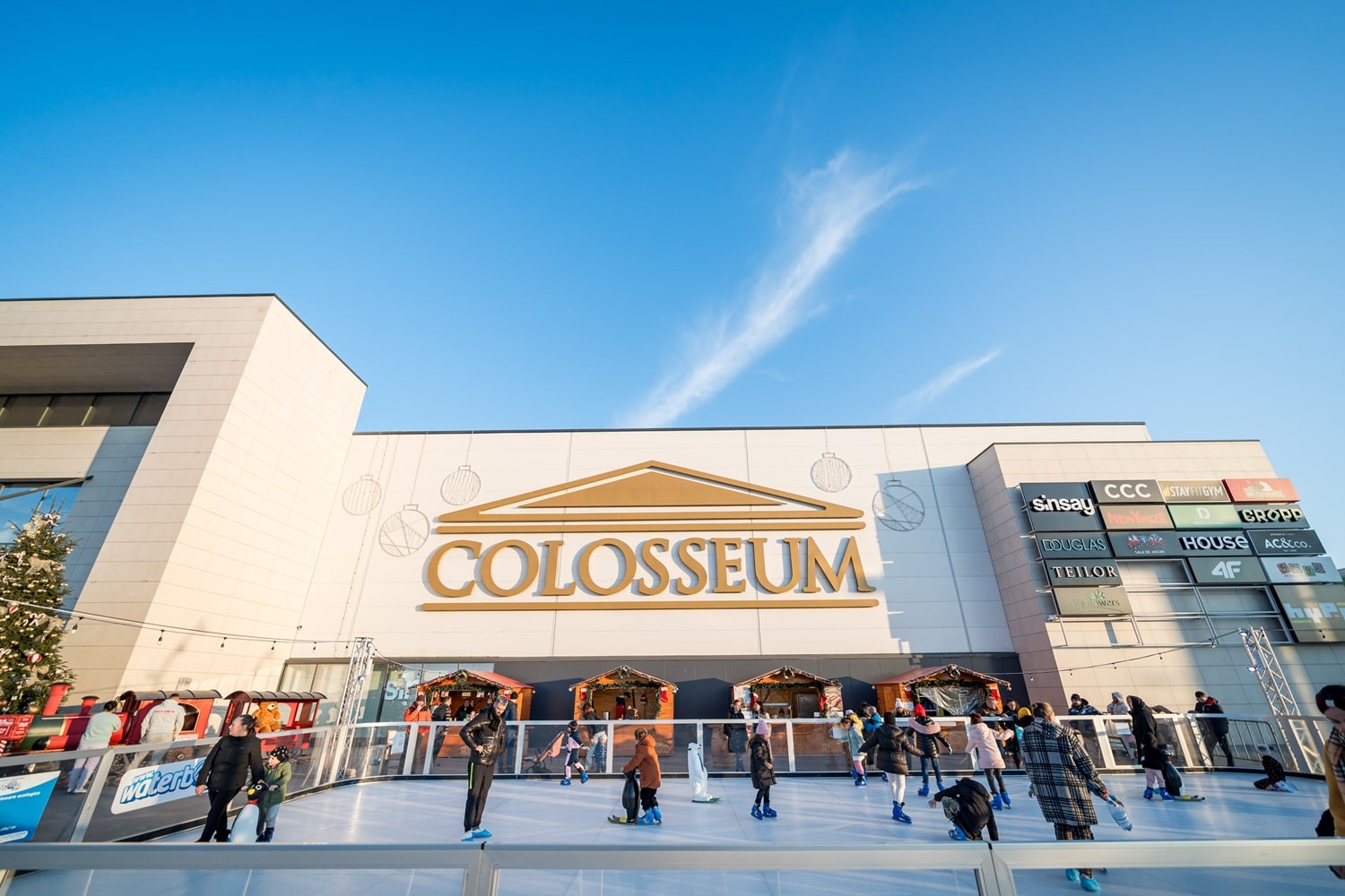 Copiii îl pot întâlni pe Magicianul Robert Tudor în acest weekend. Magia sărbătorilor continuă la Polul Colosseum Mall (P) | Demamici.ro