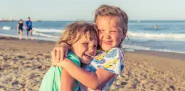 Vacanța nu trebuie să fie scumpă ca să fie valoroasă. Ce este cu adevărat important în vacanțele cu copiii | Demamici.ro